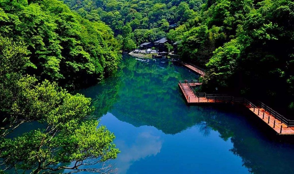  8、安徽小九寨--牯牛降景区