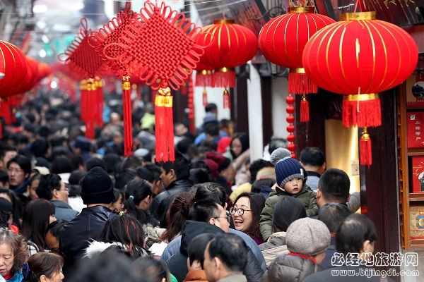游客量大，房源紧张，春节假期出游得提前计划