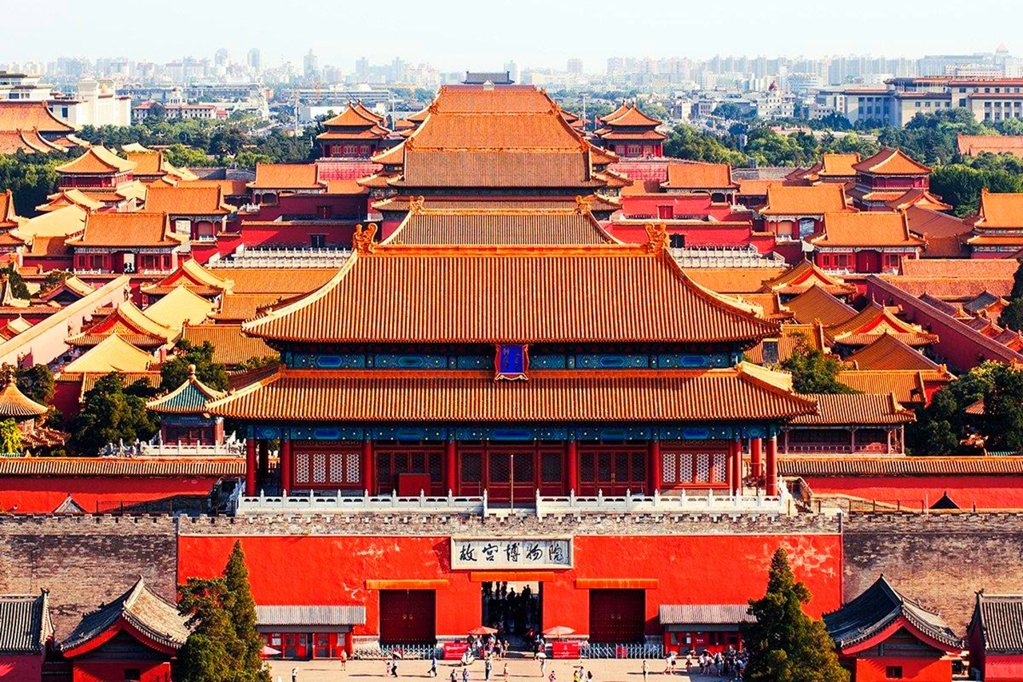 北京市的历史遗迹/自然景观/美食/购物以及休闲娱乐等旅游信息