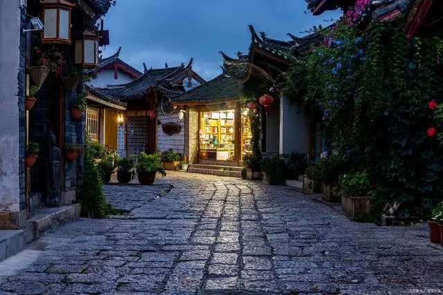丽江住宿一般多少钱一晚？丽江古镇淡季和旺季的住宿价格